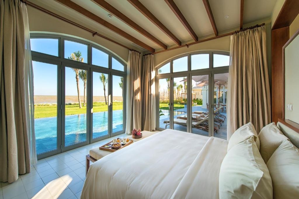 Review FLC Luxury Resort Samson qua chi tiết các không gian